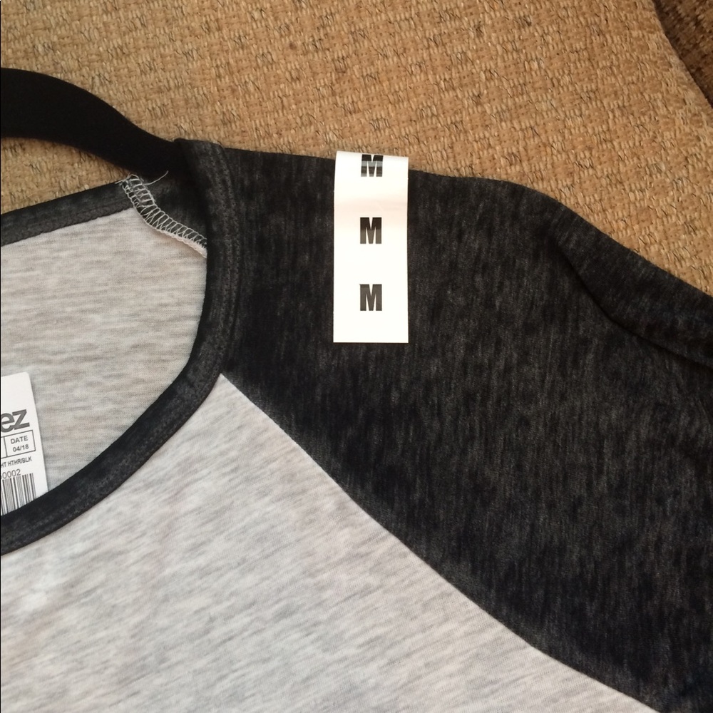 Lightweight baseball tee - Picture 2 of 3