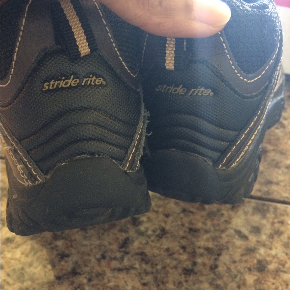 Stride Rite toddler boys shoes. Well loved.  10W