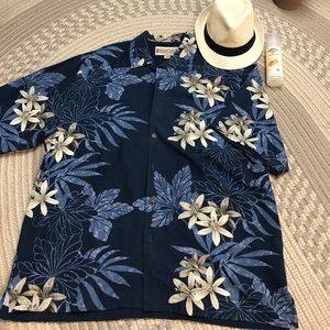 Men's blue Hawaiian shirt