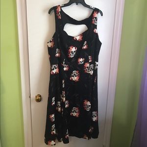 Torrid Black Floral Skull Dress, NWT; Size 20