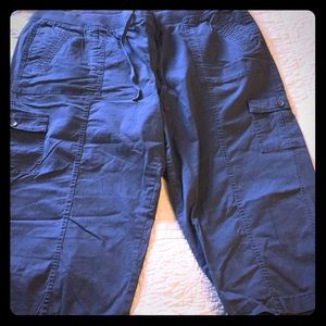 Sonoma gray cargo capris