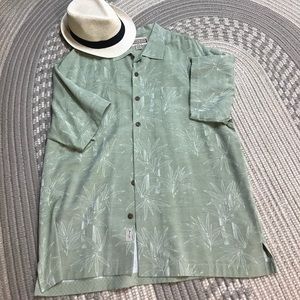 Men's Hawaiian shirt