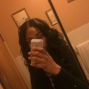 Meet your Posher, Alyssa