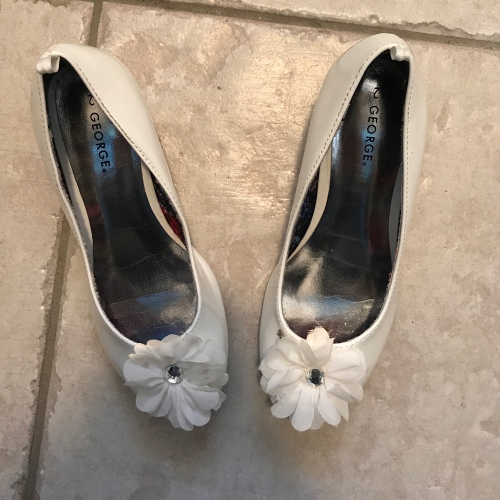 Kids' white heels