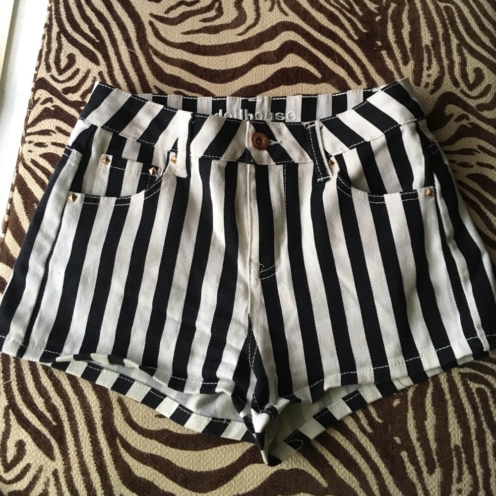 Dollhouse shorts