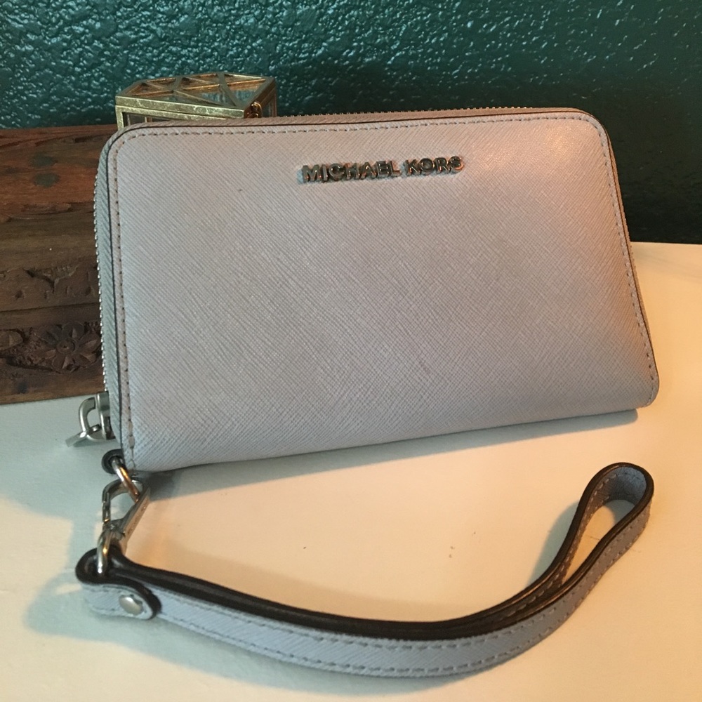 Gray Michael Kors Wristlet