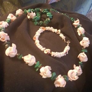Mother of Pearl Rosette Necklace Set NWOT