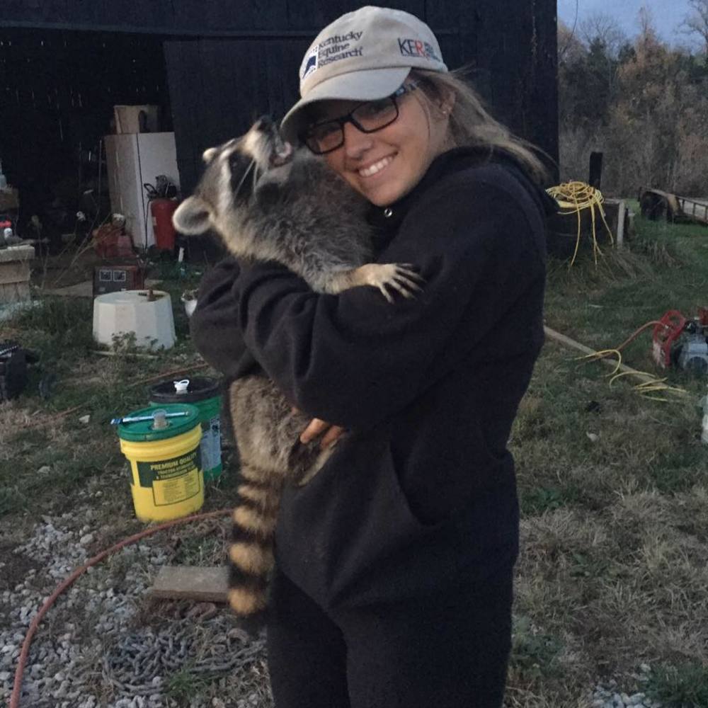 Meet your Posher, Emily