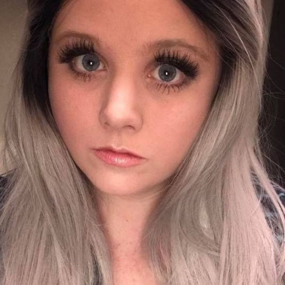 Meet your Posher, Amber