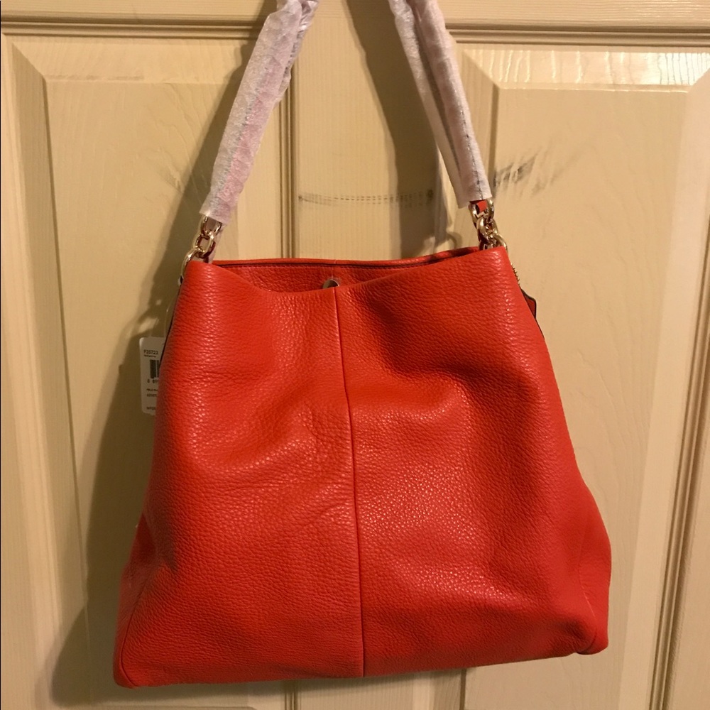 NWT AUTHENTIC COACH Carmine Phoebe Shoulder Bag