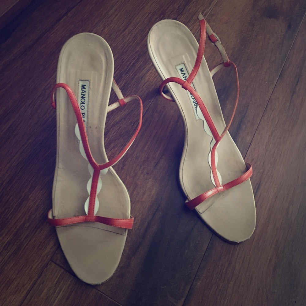 Strappy sandals
