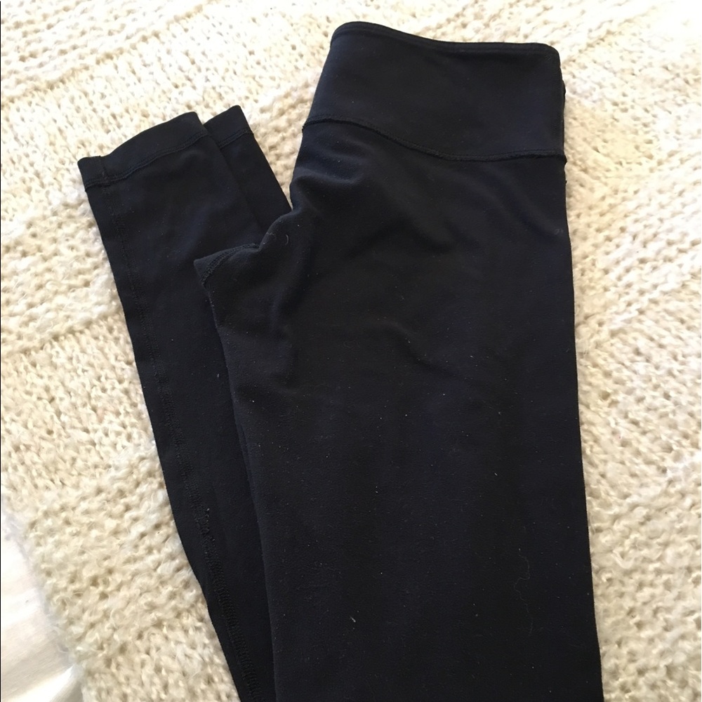 Lululemon Athletica yoga pants