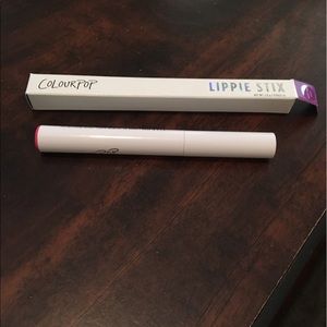 Colourpop matte x lippie stix in Barely There