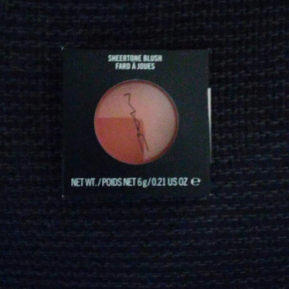 Mac peaches sheertone blush