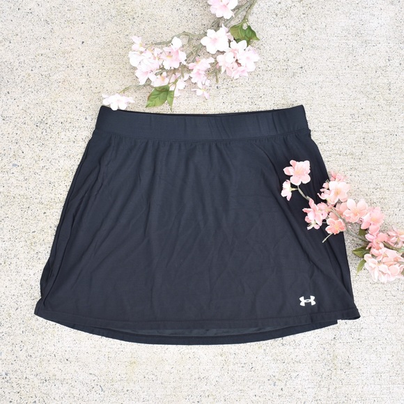 Under Armour Dresses & Skirts - 🌸Under Armour HeatGear Skirt