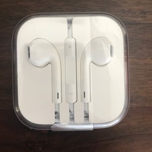 NEW! Apple AUXILIARY earbuds.