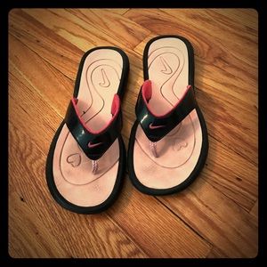 Nike flip flops