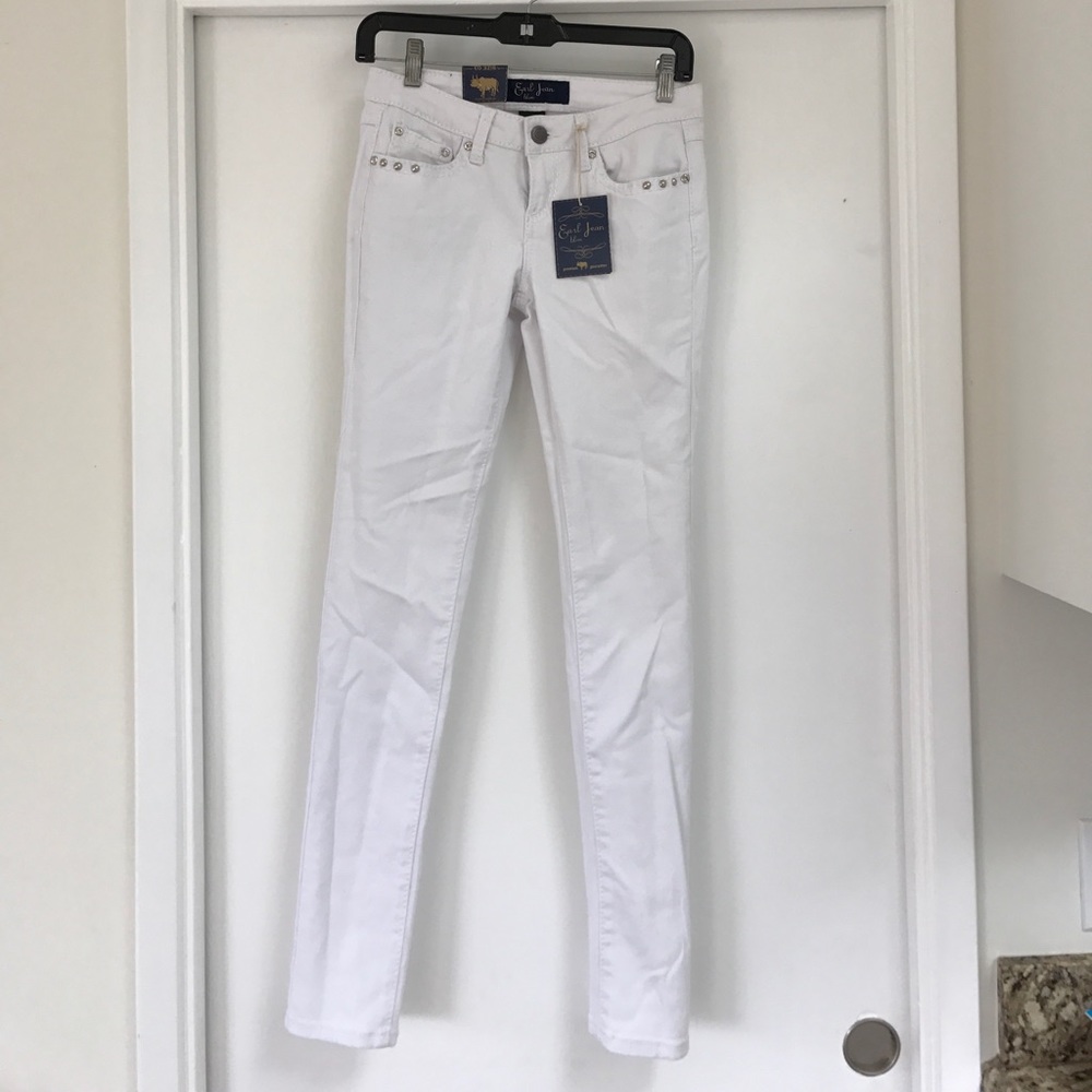 White denim earl jeans new with tag attached