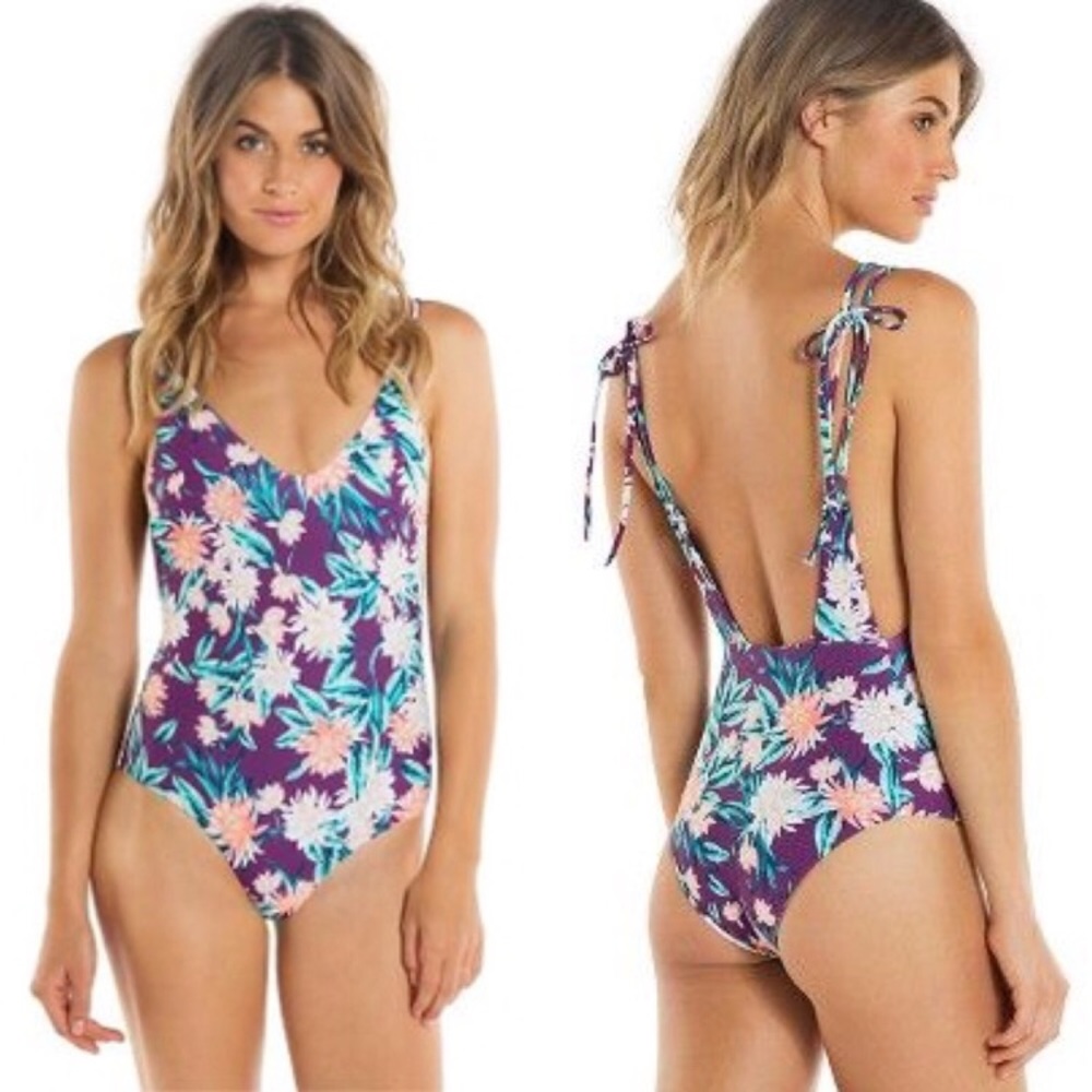 TORI PRAVER RARE SWIMSUIT