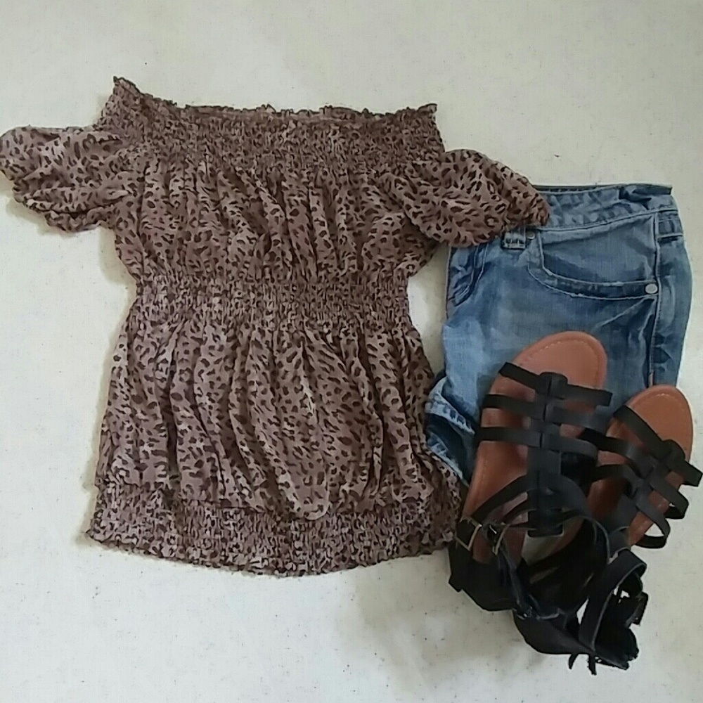 Fun Leopard print off the shoulder blouse