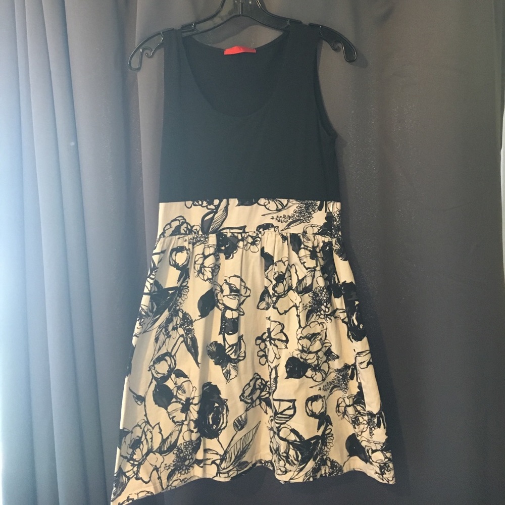 Black/white/floral Francesca's dress