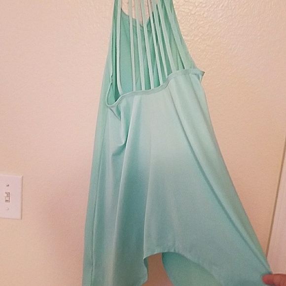 Top - Picture 2 of 2