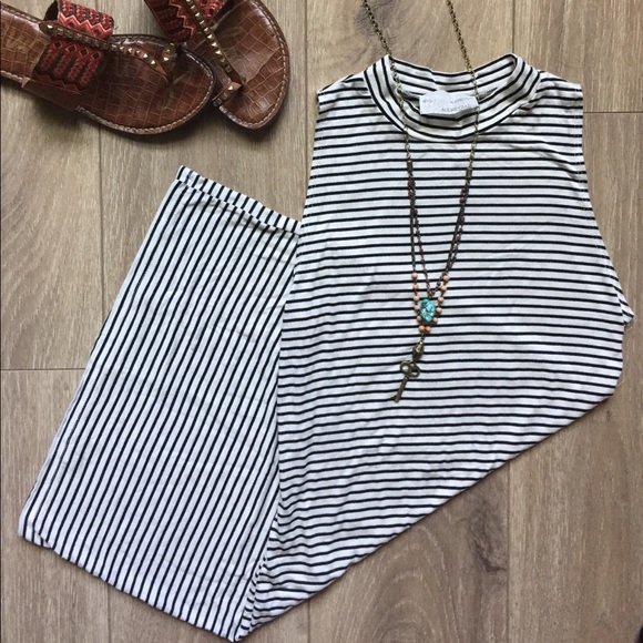 American Threads - Stripe Mock Neck Body-con - Picture 1 of 2
