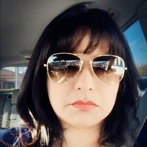 Meet your Posher, Eliana