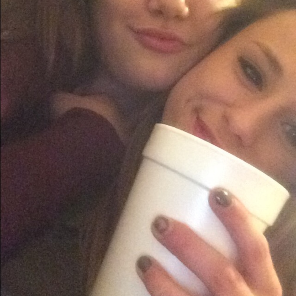 Meet your Posher, Emily