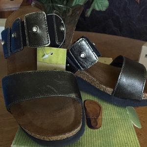 💥NAOT Sandals, New In Box
