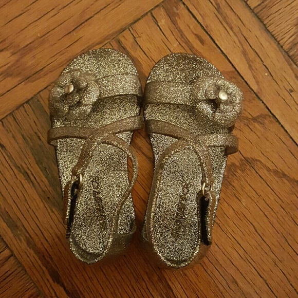 Old Navy | Shoes | Old Navy Silver Toddler Water Shoes | Poshmark