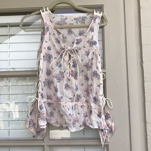 Floral tank