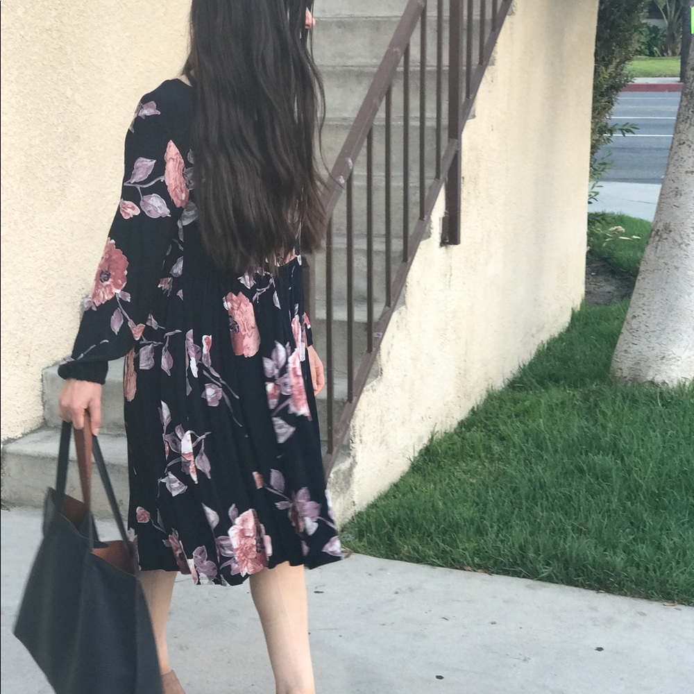 Floral Dress - Picture 4 of 4