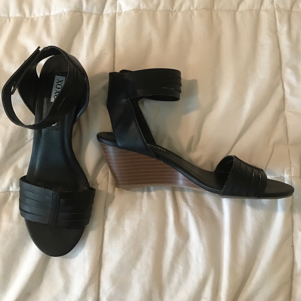 XOXO Black and Brown wedge Heels