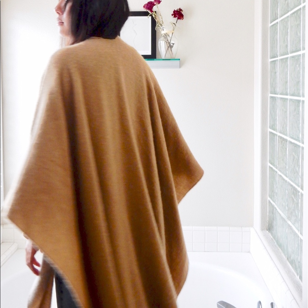 Camel oversized scarf / poncho