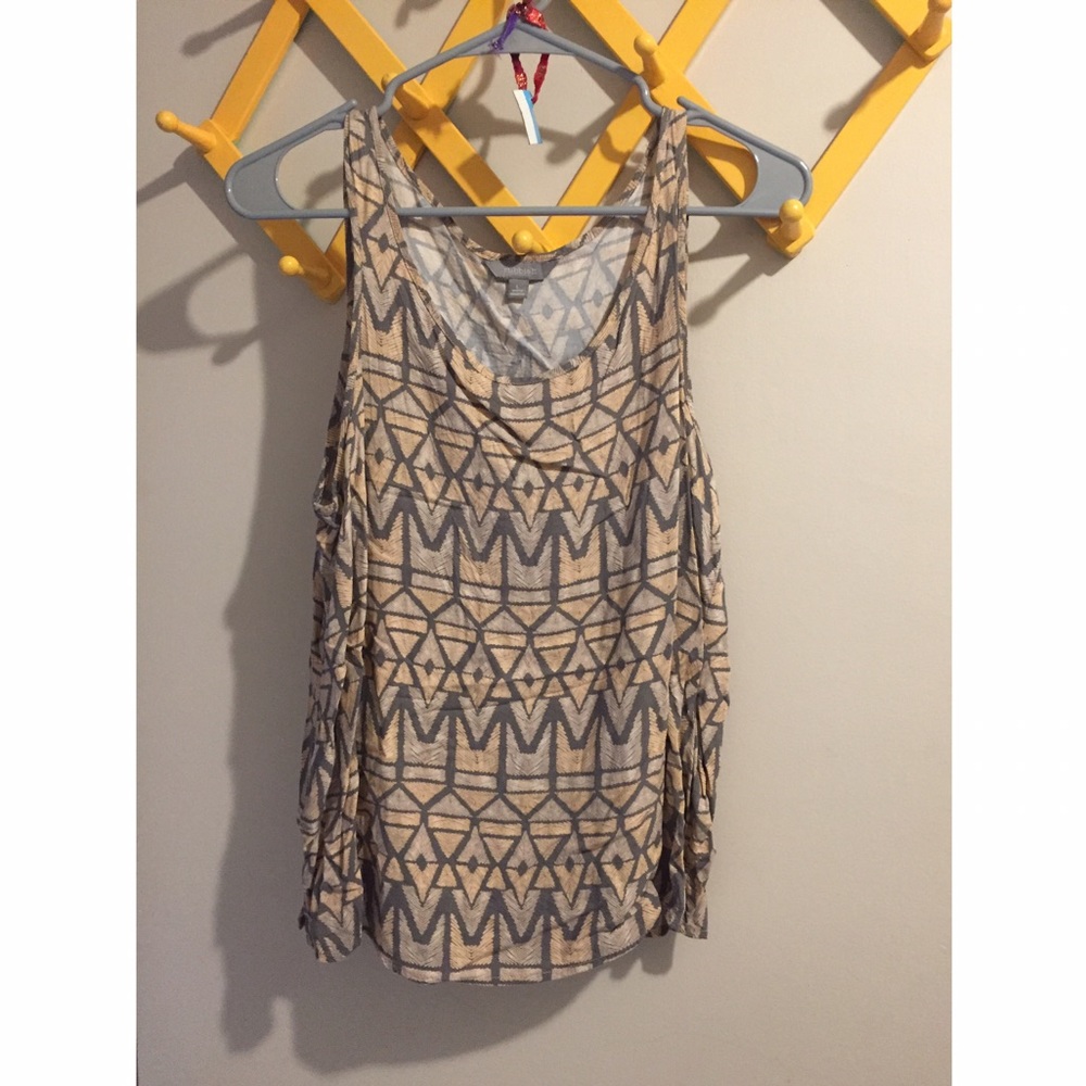 Pink and grey geo print tank