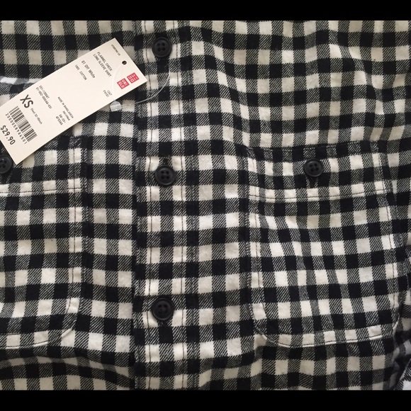 🛑 SOLD 🛑 🆕 UNIQLO Flannel Check Long Sleeves - Picture 2 of 3