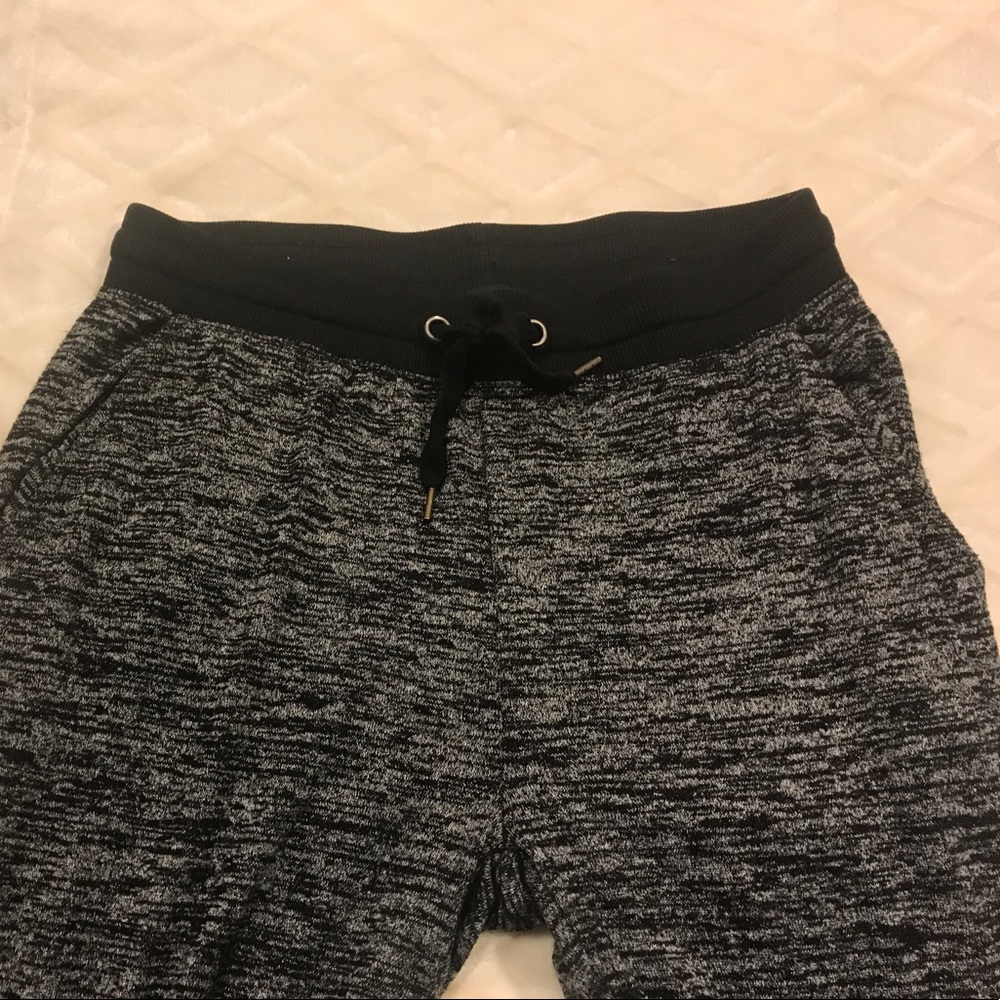 Joggers - Picture 2 of 3