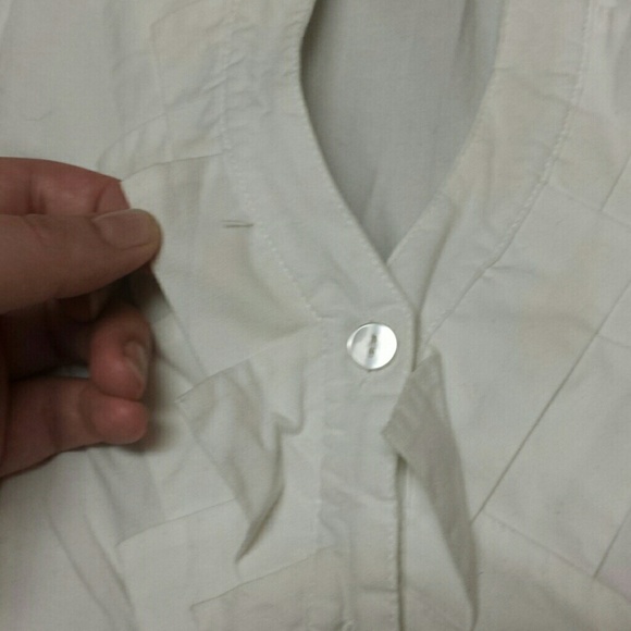 Kohl's IZ Byer California white triangle collar, L - Picture 4 of 4