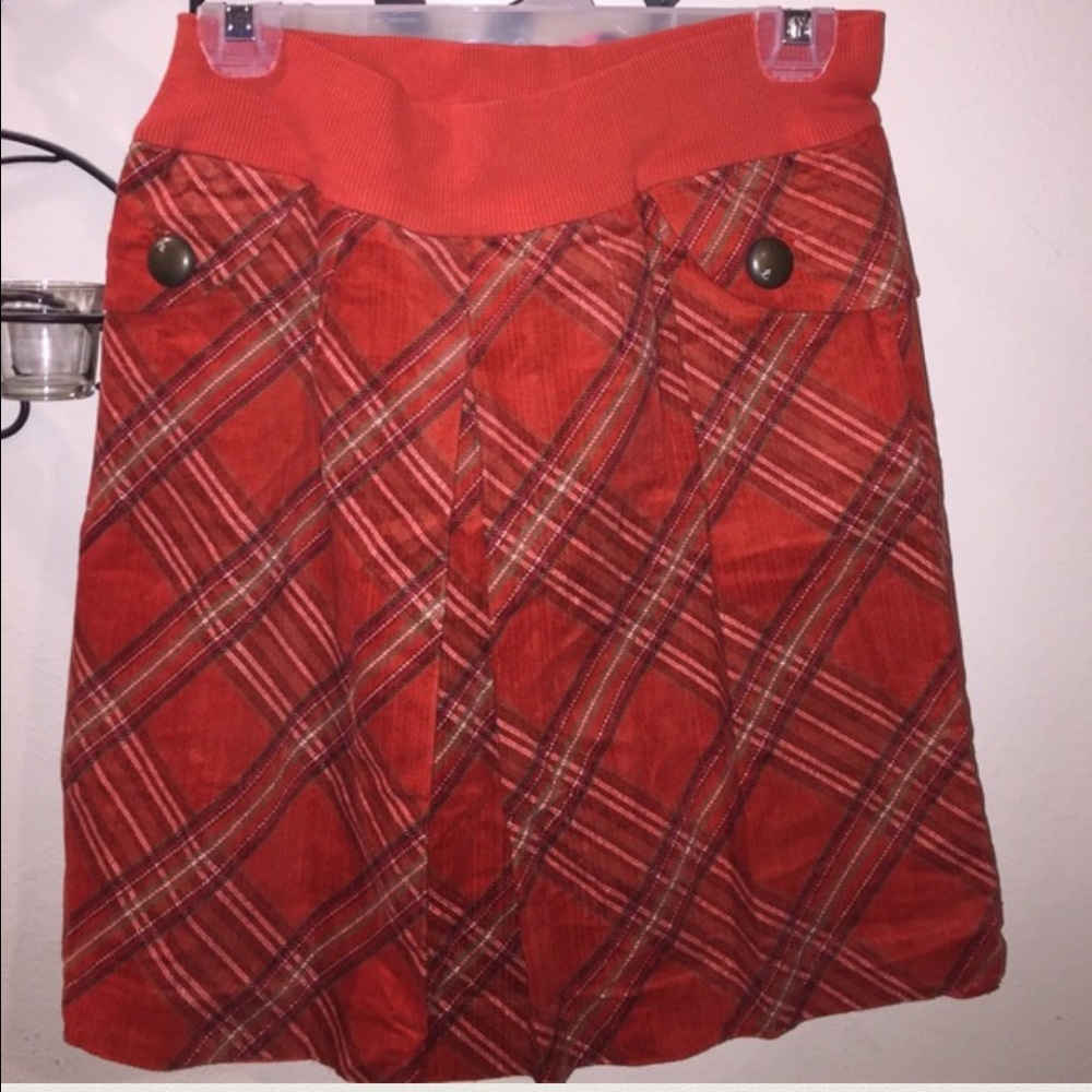 Care me corduroy skirt