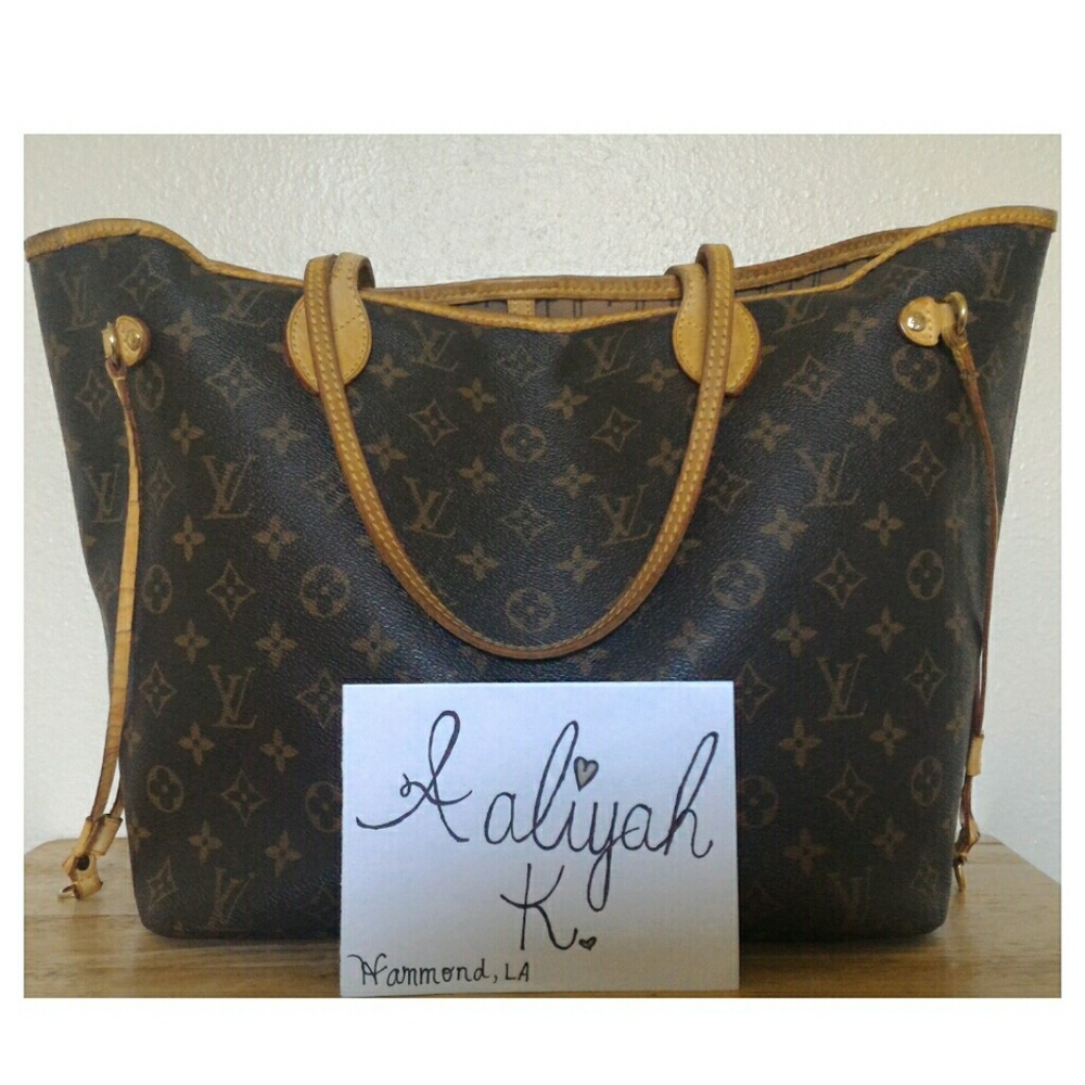 💖PENDING💖 Louis Vuitton Neverfull MM