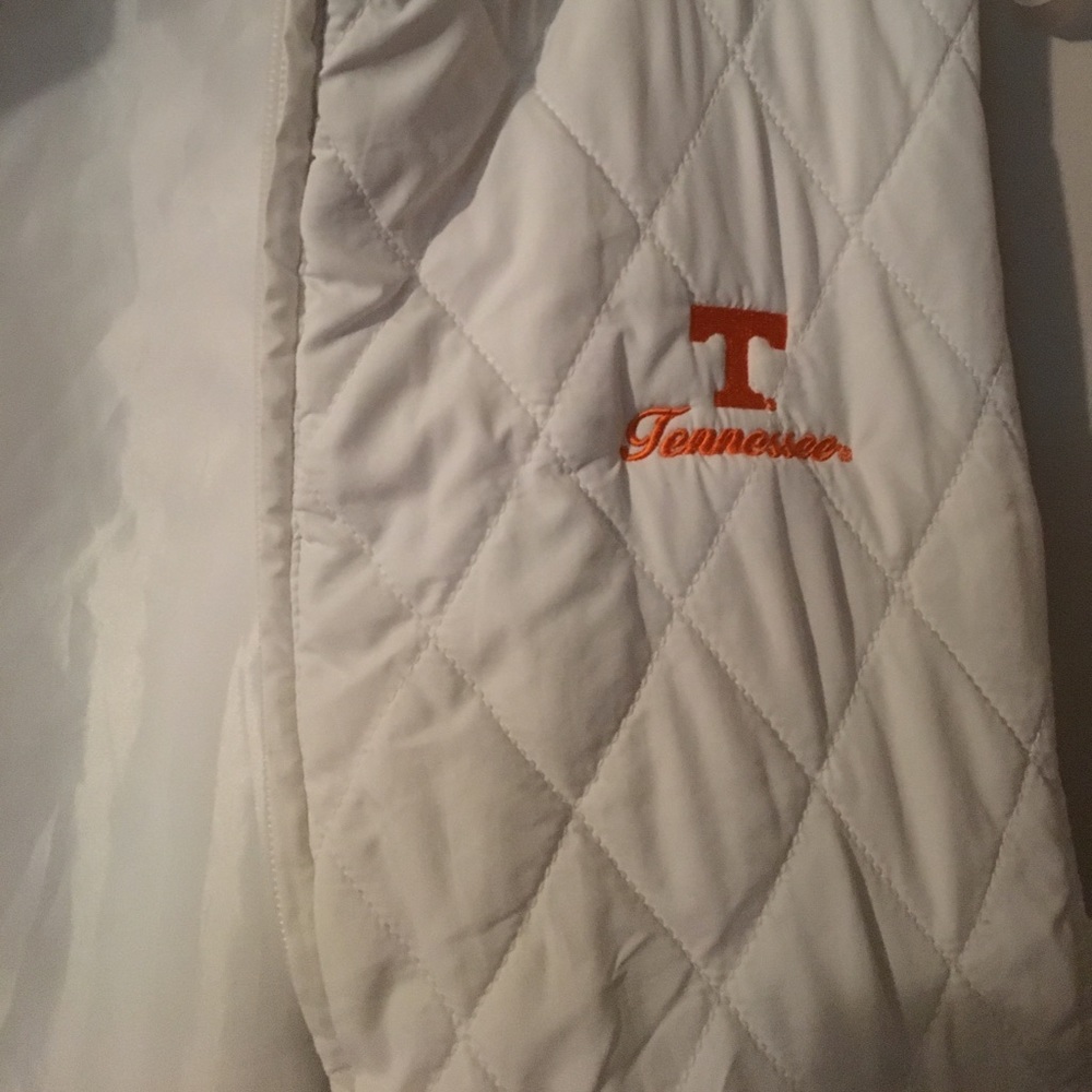 Vest - Picture 3 of 3