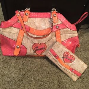 Guess bag & matching wallet set