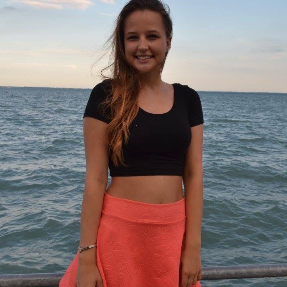 Black crop top
