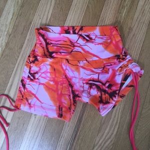 Zuvi Yoga/ Booty Shorts