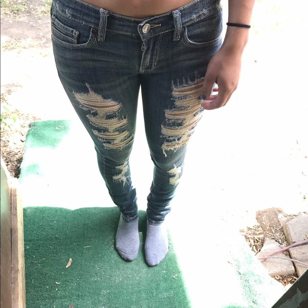 Distressed skinny 👖