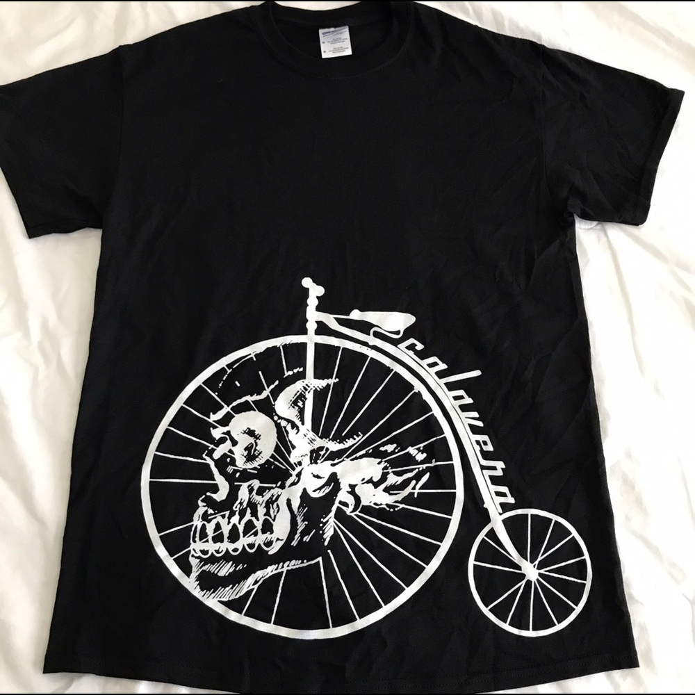 Hipster Punk Goth Skater black bicycle skull tee