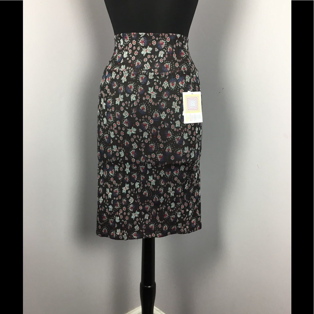 Lularoe Cassie