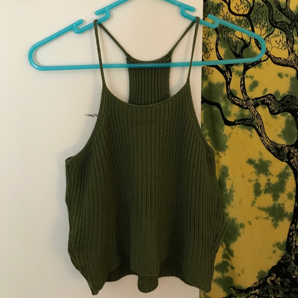 Medium cute knit halter crop top