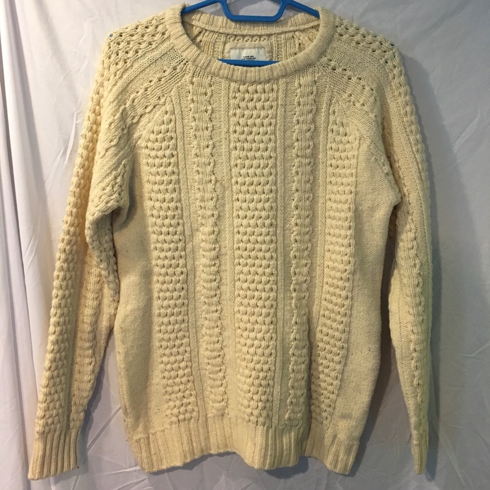 Vintage cream cable knit sweater